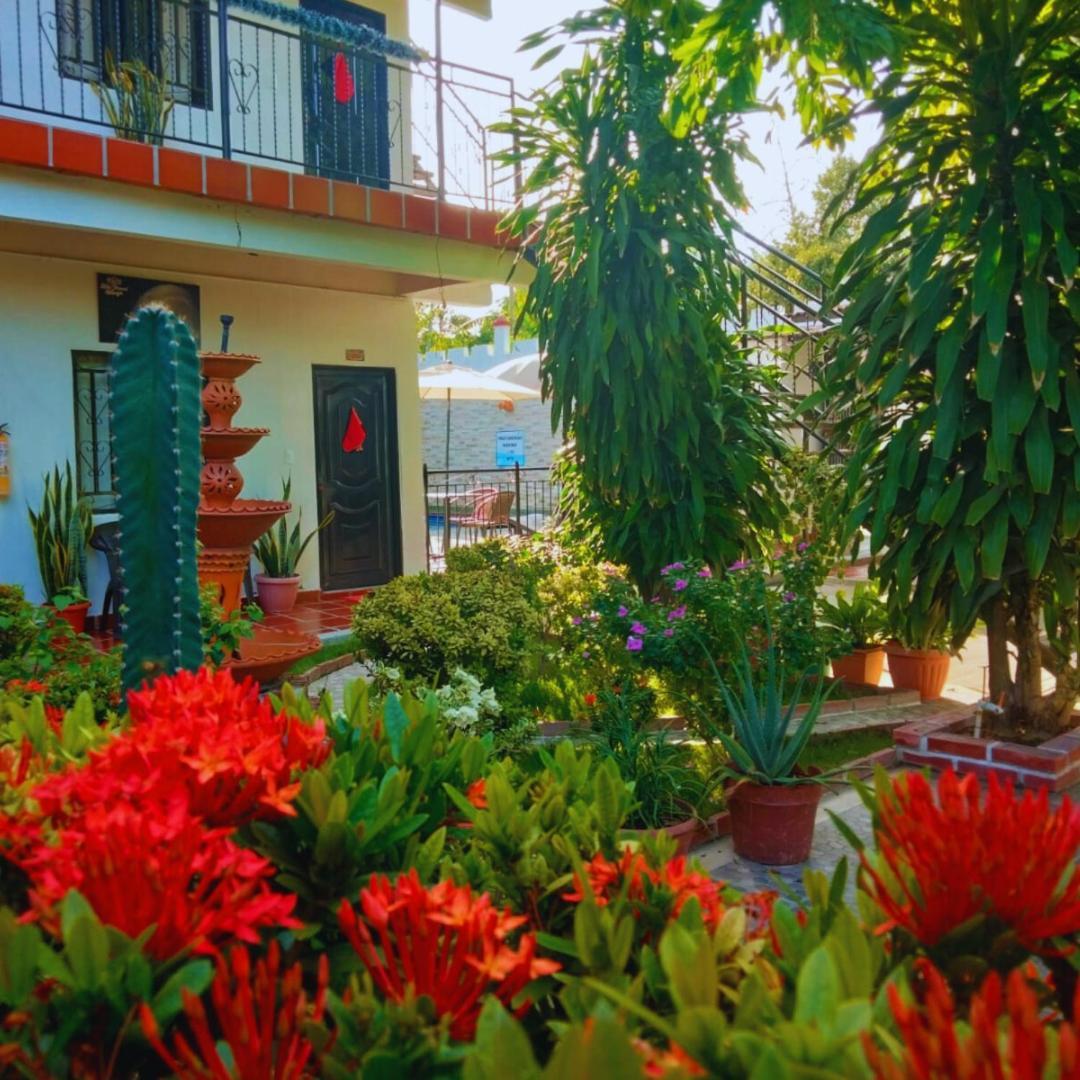 Hotel Colonial Villavieja Kültér fotó