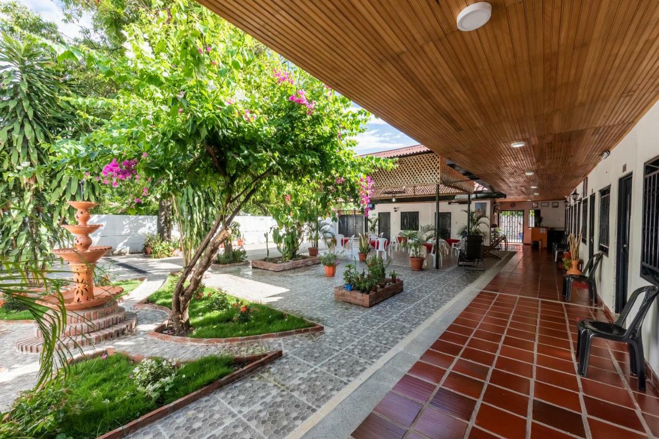 Hotel Colonial Villavieja Kültér fotó